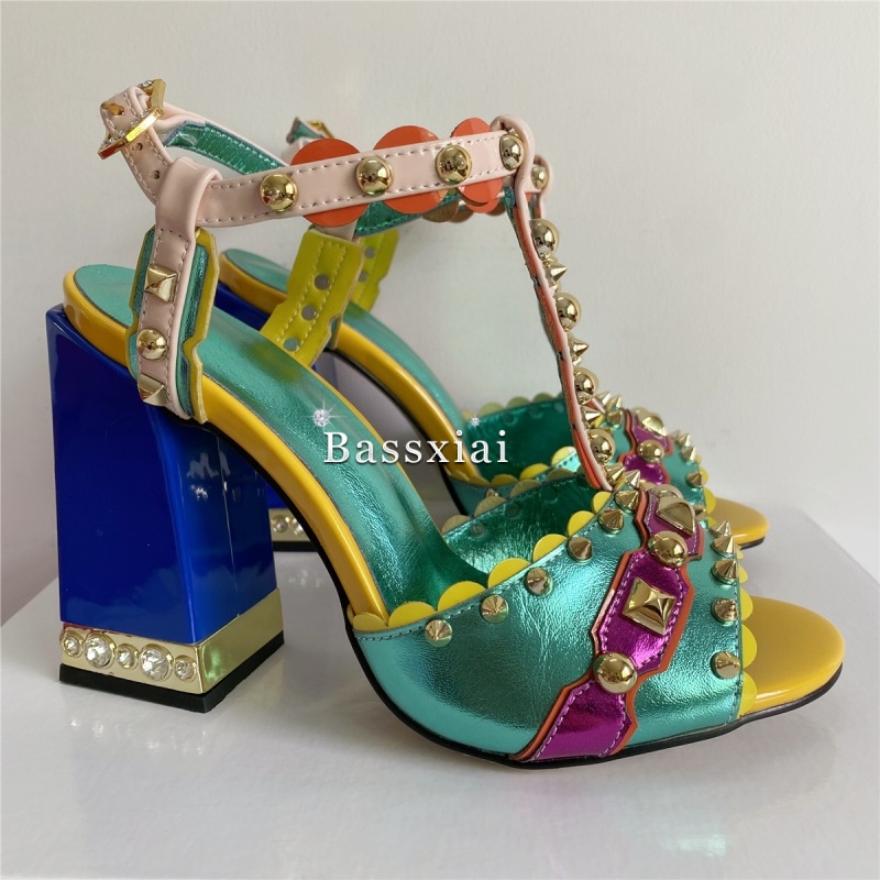 Luxury Rivet T-Strap Sandals W - Casual Sandal Leather recension och pris